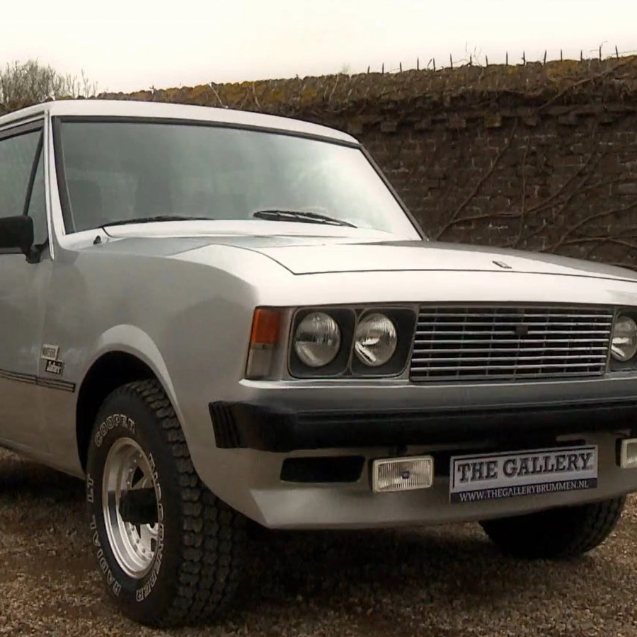 How An F1 Driver Turned The Utilitarian International Scout Into A Luxury Off-Roader